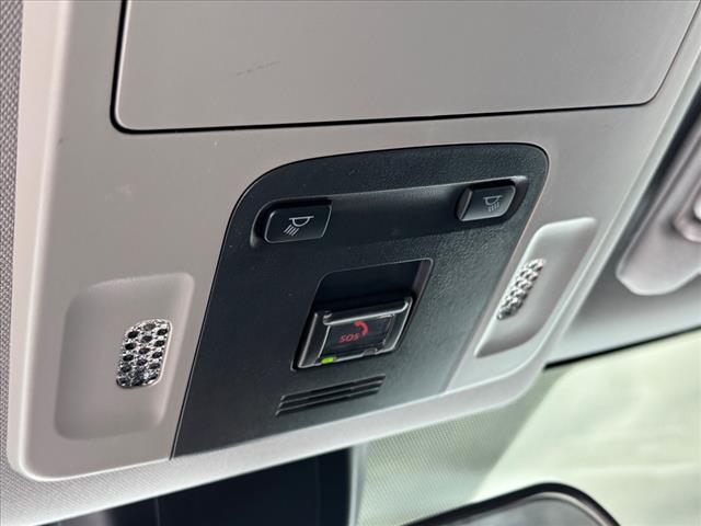 2023 Toyota Camry SE AUTO