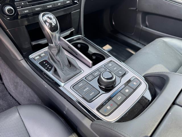 2016 Hyundai Equus Signature