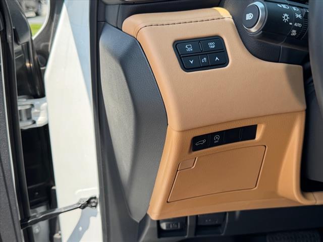 2023 Lexus LX 600 LX 600 LUXURY 4WD