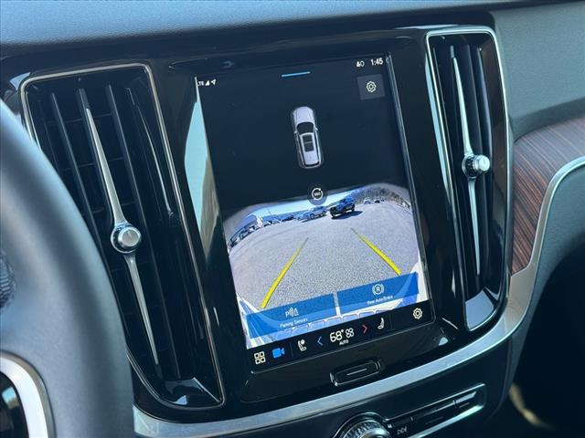 2024 Volvo V60 Cross Country B5 AWD PLUS