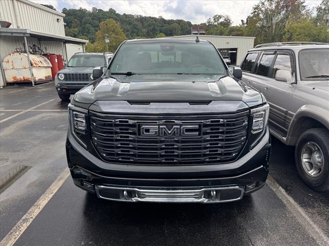 2023 GMC Sierra 1500 4WD CREW CAB 147  DENALI