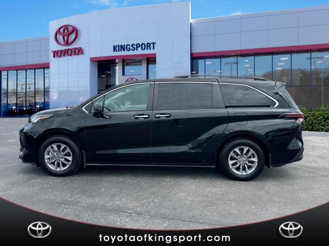2023 Toyota Sienna XLE AWD 7-PASSENGER