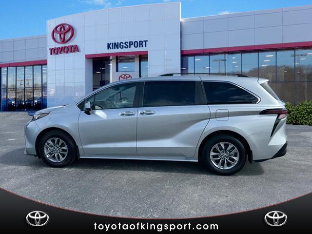 2023 Toyota Sienna XLE AWD 7-PASSENGER