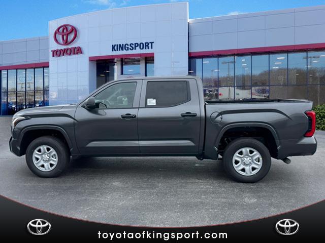 2025 Toyota Tundra SR CREWMAX 5.5 BED