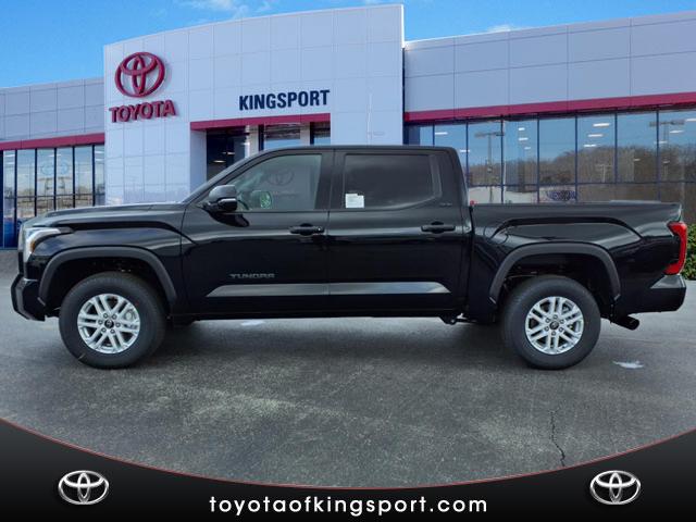 2025 Toyota Tundra SR5 CREWMAX 5.5 BED