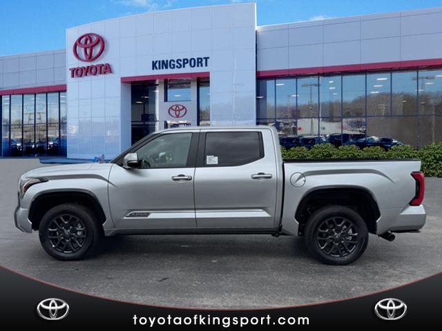 2025 Toyota Tundra PLATINUM CREWMAX 5.5 BED
