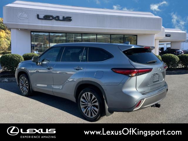 2022 Toyota Highlander Platinum