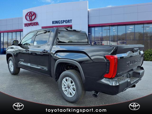 2025 Toyota Tundra SR5 CREWMAX 5.5 BED
