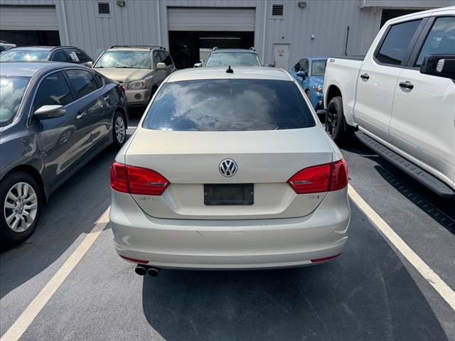 2011 Volkswagen Jetta 