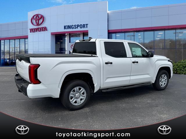 2025 Toyota Tundra SR CREWMAX 5.5 BED