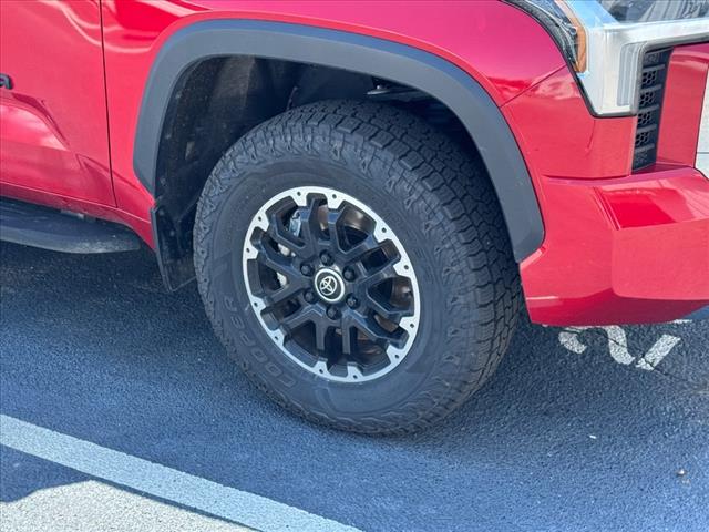 2022 Toyota Tundra SR5 CREWMAX 5.5 BED 3.5L