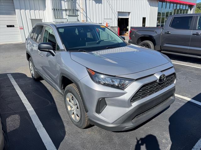 2022 Toyota RAV4 LE FWD
