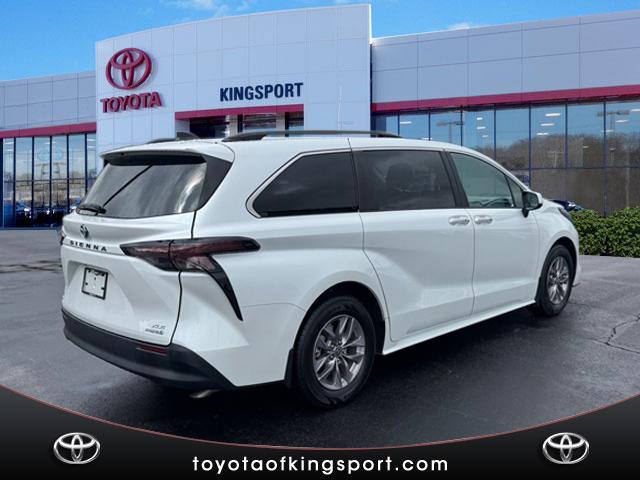 2023 Toyota Sienna XLE AWD 7-PASSENGER