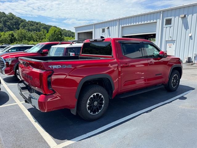 2022 Toyota Tundra SR5 CREWMAX 5.5 BED 3.5L