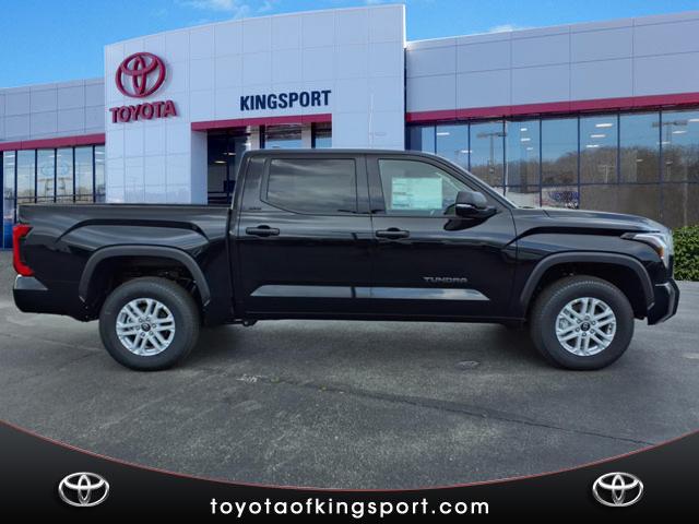 2025 Toyota Tundra SR5 CREWMAX 5.5 BED
