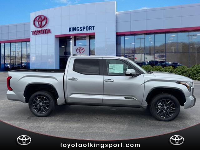 2025 Toyota Tundra PLATINUM CREWMAX 5.5 BED