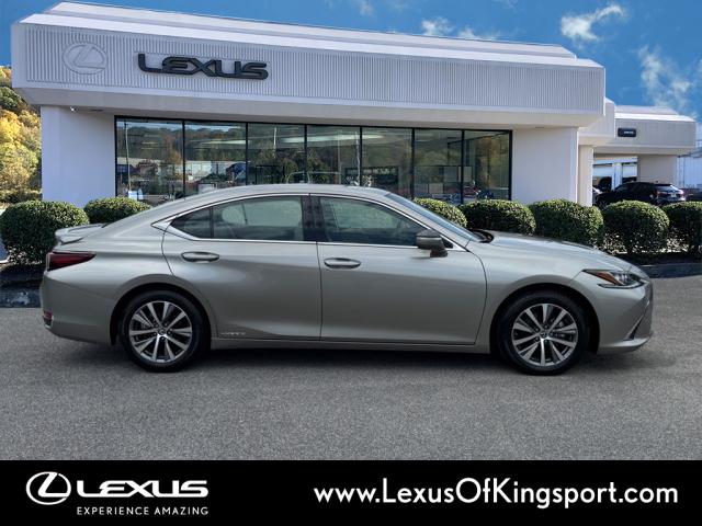2021 Lexus ES 300h Base