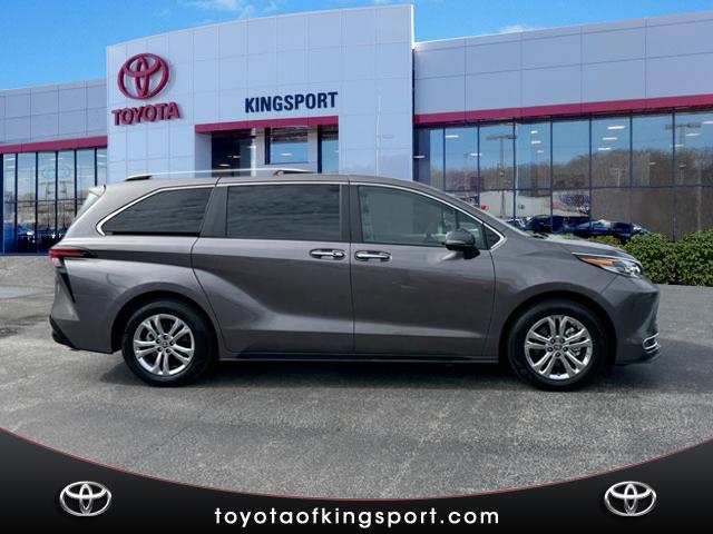 2023 Toyota Sienna PLATINUM AWD 7-PASSENGER