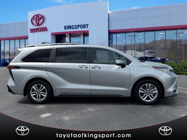 2024 Toyota Sienna LIMITED AWD 7-PASSENGER