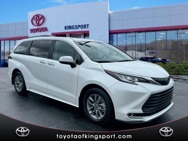 2023 Toyota Sienna XLE AWD 7-PASSENGER
