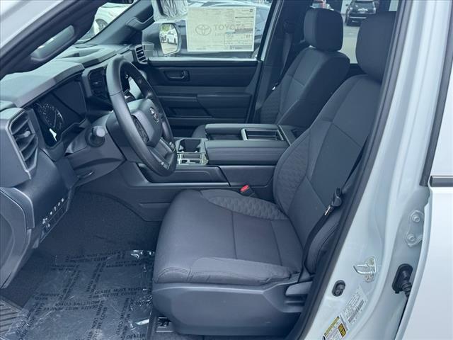 2025 Toyota Tundra SR CREWMAX 5.5 BED