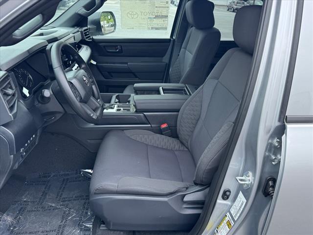 2025 Toyota Tundra SR CREWMAX 5.5 BED