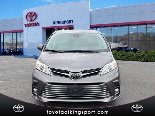 2020 Toyota Sienna XLE 8-Passenger
