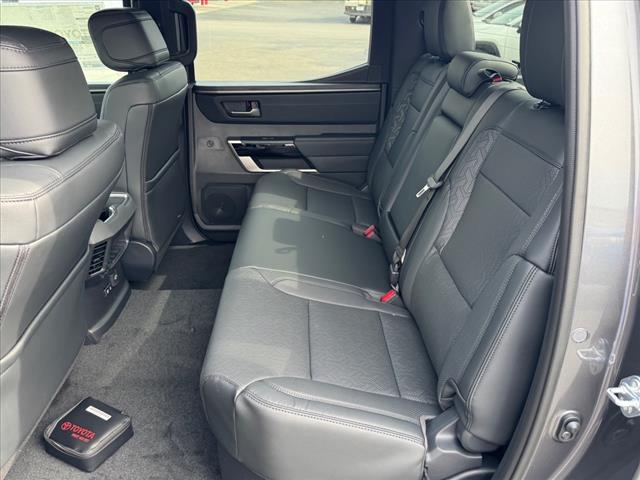 2025 Toyota Tundra LIMITED HYBRID CREWMAX 5.