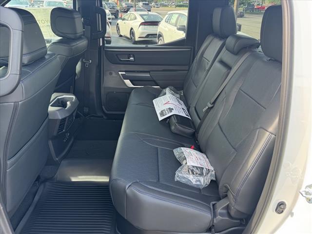 2025 Toyota Tundra PLATINUM CREWMAX 5.5 BED