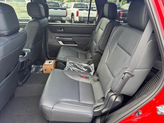 2025 Toyota Sequoia PLATINUM 4WD