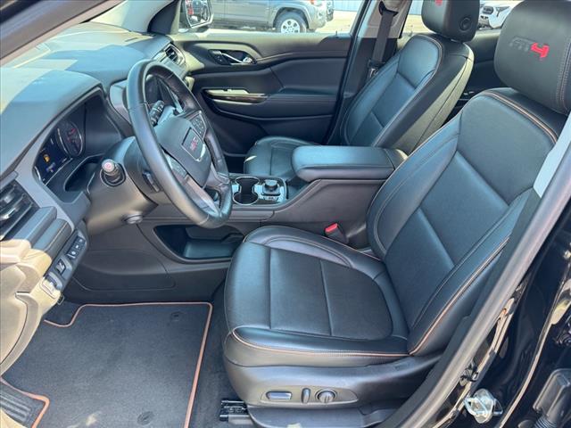 2023 GMC Acadia AT4