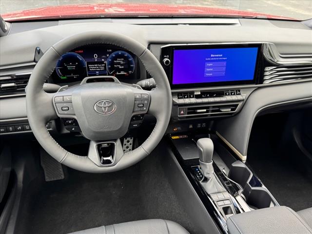 2025 Toyota Camry SE AWD