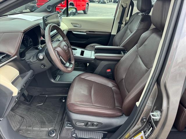 2023 Toyota Sienna PLATINUM AWD 7-PASSENGER