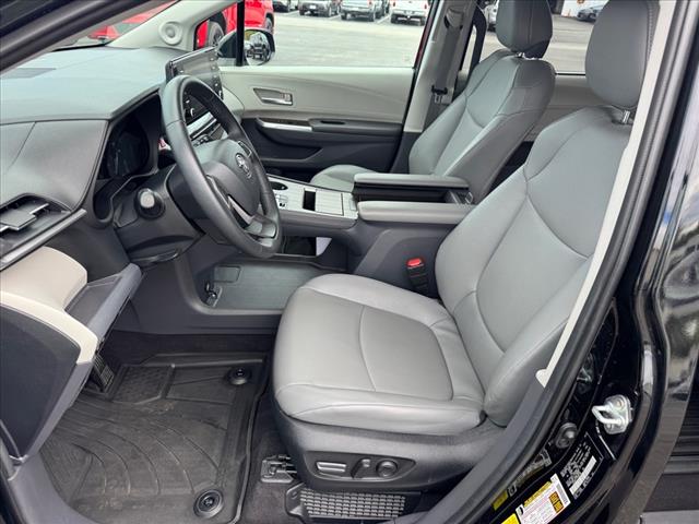 2023 Toyota Sienna XLE AWD 7-PASSENGER