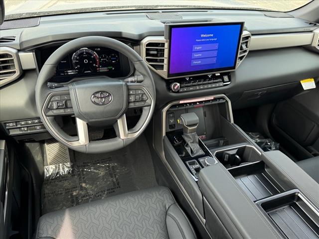 2025 Toyota Tundra LIMITED HYBRID CREWMAX 5.