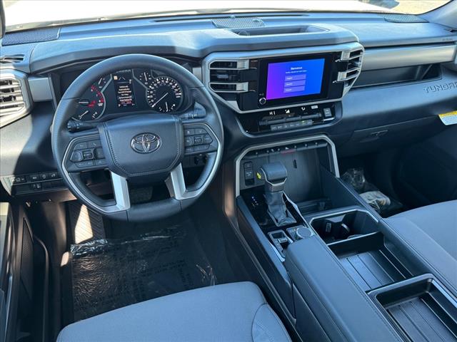 2025 Toyota Tundra SR5 CREWMAX 5.5 BED