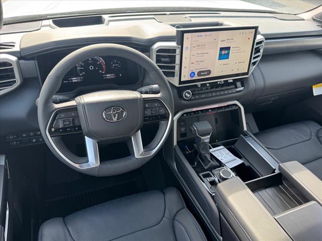 2025 Toyota Tundra PLATINUM CREWMAX 5.5 BED