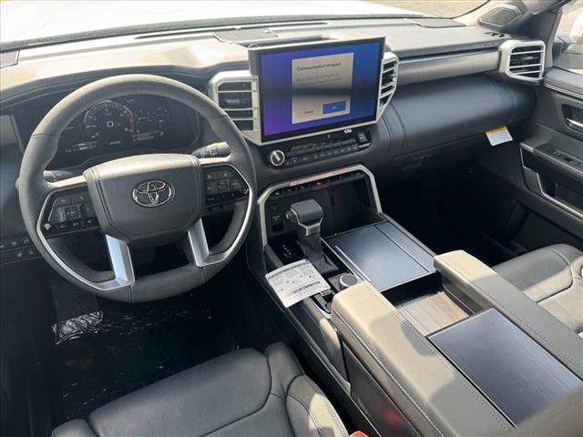 2025 Toyota Tundra PLATINUM HYBRID CREWMAX 5