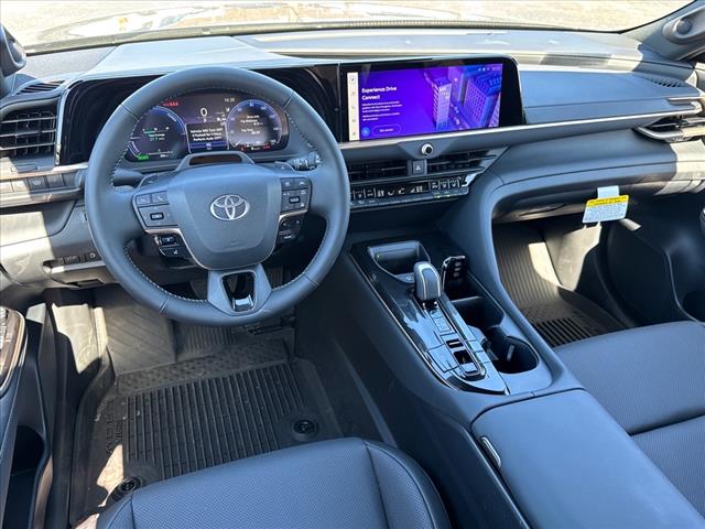 2025 Toyota Crown Signia Limited