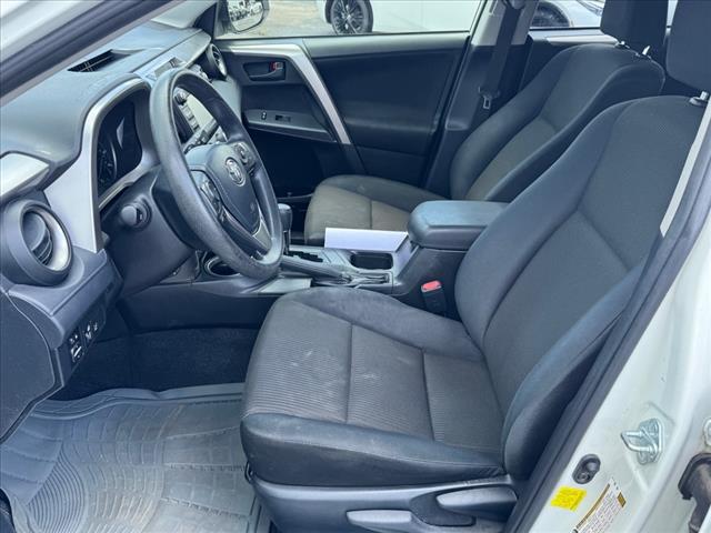 2017 Toyota RAV4 LE AWD (NATL)