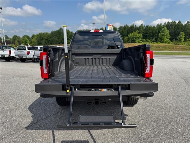 2025 Ford F-350 Super Duty Platinum