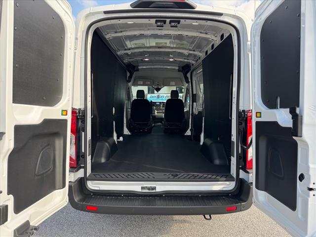 2025 Ford Transit 250