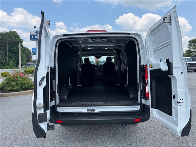 2025 Ford Transit 250
