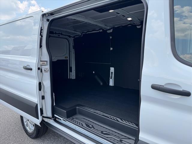 2025 Ford Transit 250