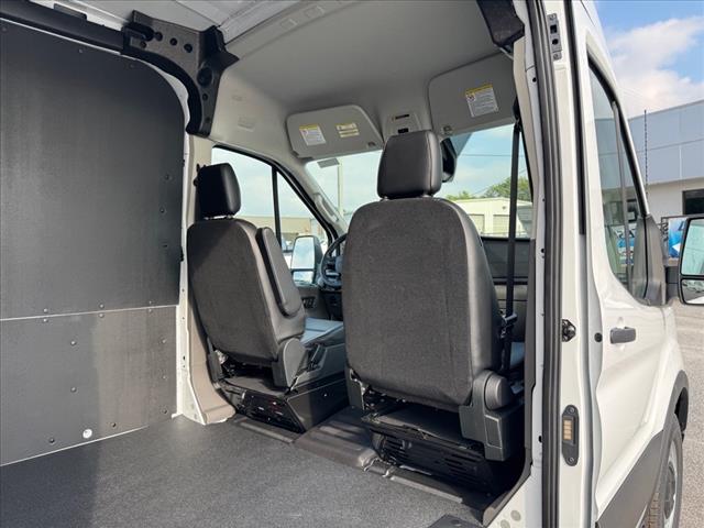 2025 Ford Transit 250
