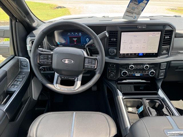 2025 Ford F-250 Super Duty Platinum