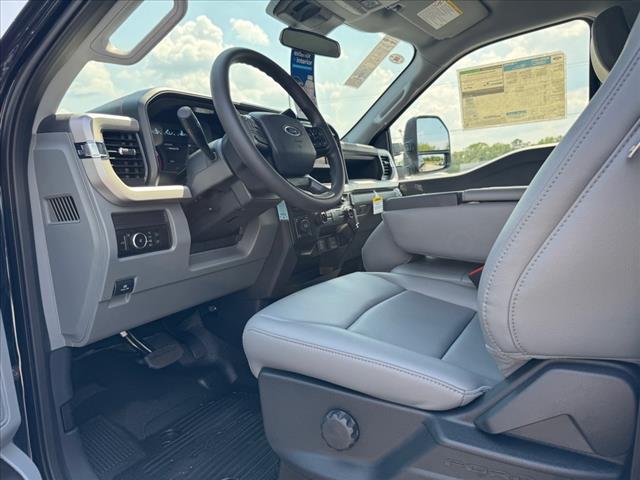2025 Ford F-350 Super Duty XL