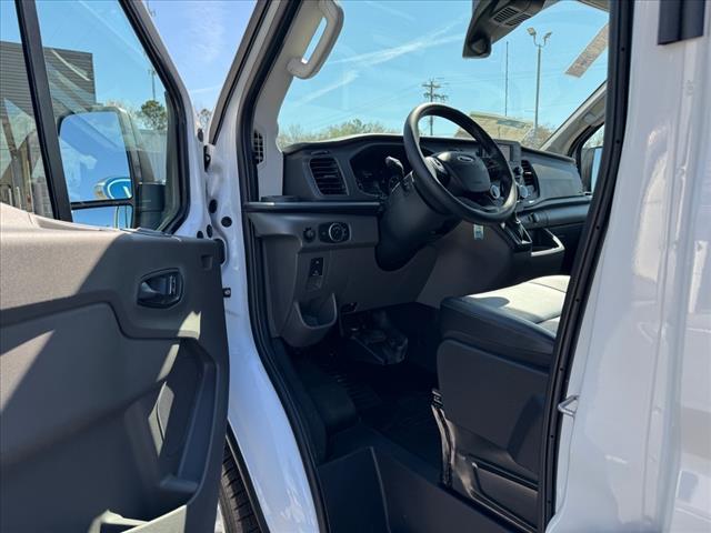 2025 Ford Transit 250