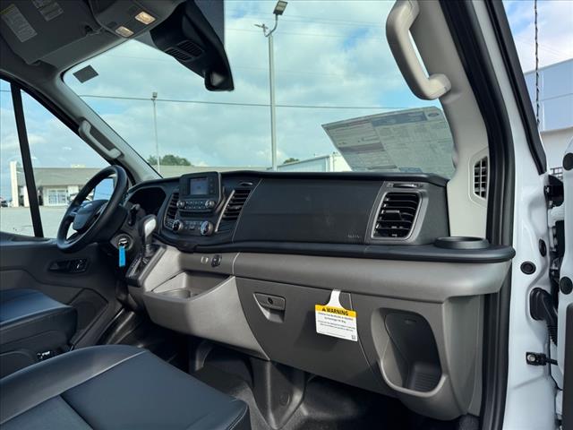 2025 Ford Transit 250