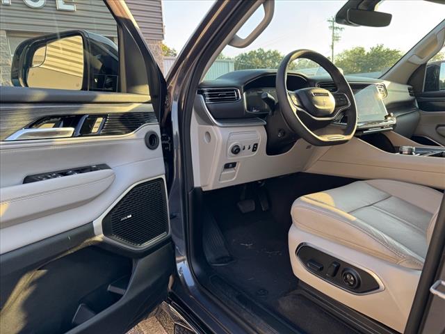 2023 Jeep Wagoneer L Series II